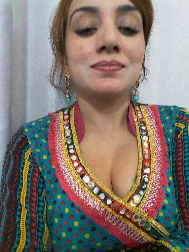 Latest Naked Figure Desi Nude Pics Of Sexy Bhabhi Naked 28