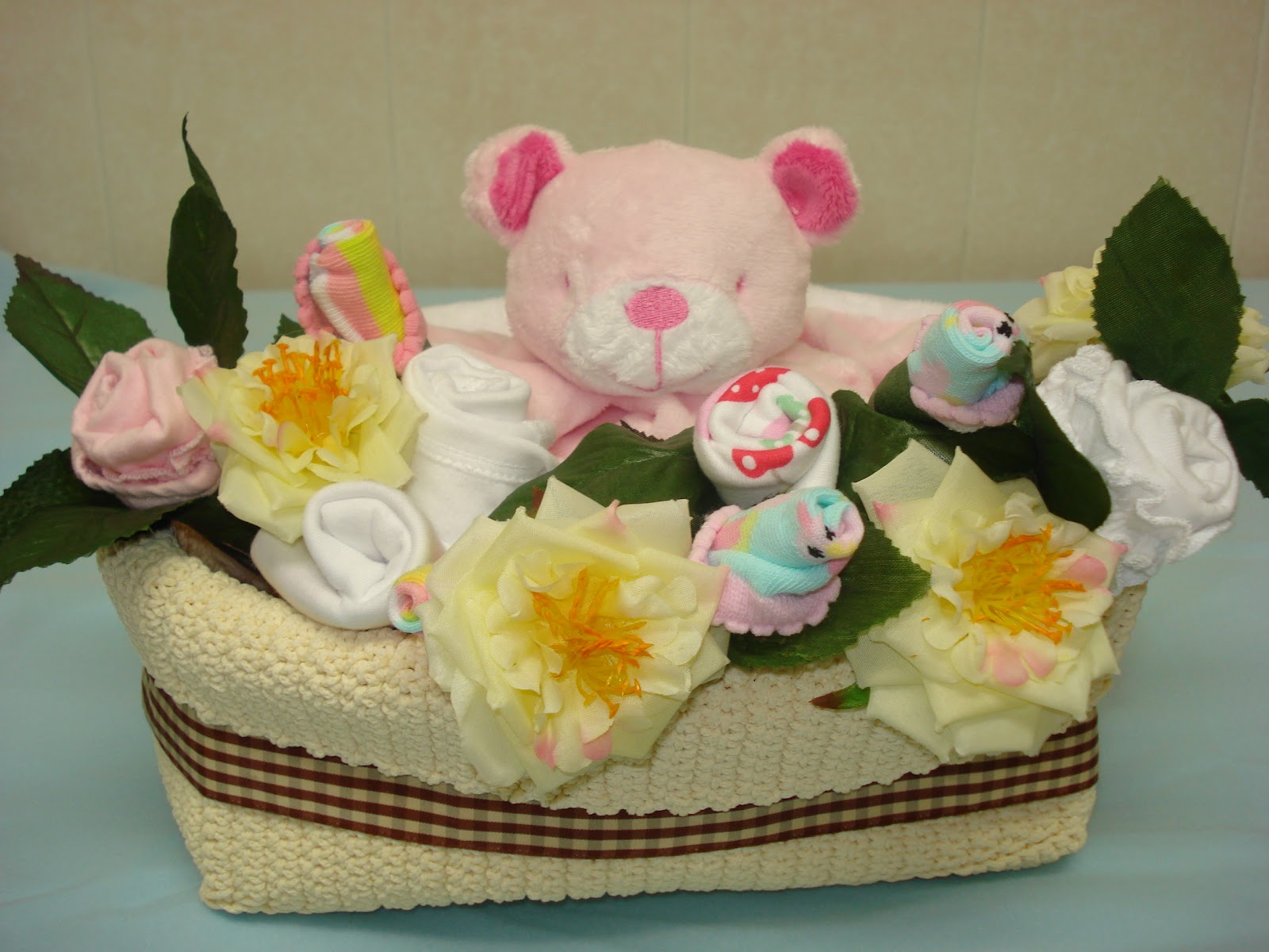 CosasdeMarina Regalos con pañales, detalles para bebes Cestas de