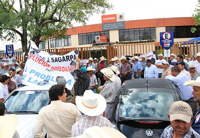 Persiste la lucha  del sector lechero