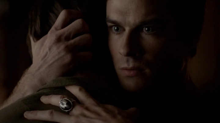 vlcsnap-2013-10-25-03h17m05s209.png (720×404)