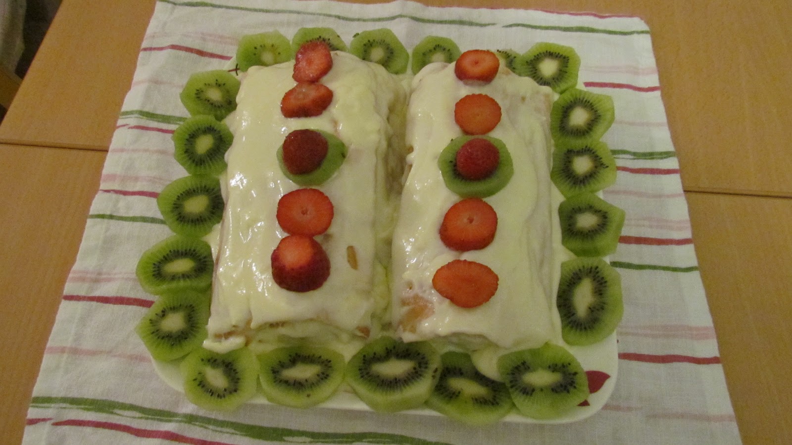 fikir projeleri MEYVELİ RULO PASTA)))