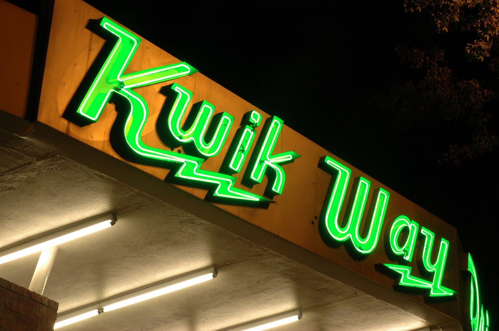 Our Oakland signs Kwik Way
