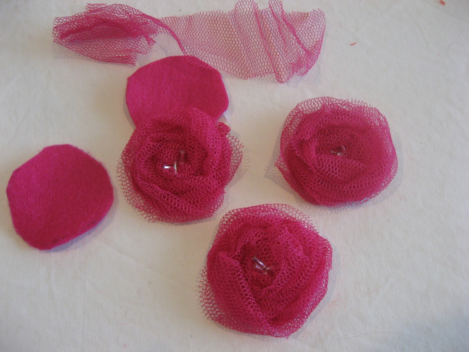 Gee's Projects Up marketing with tulle flowers