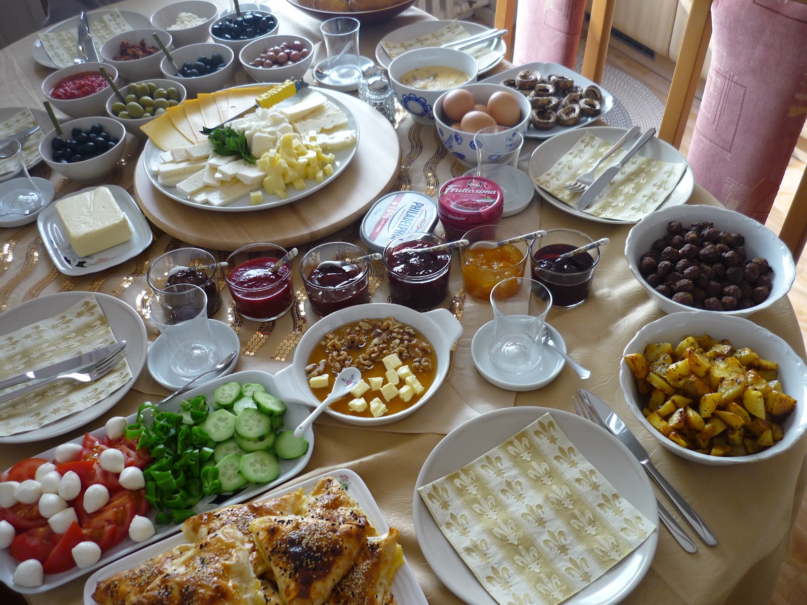 Bayram evinde genç bir kadın olmanın yaşattığı bitmek bilmeyen zorluklar 3