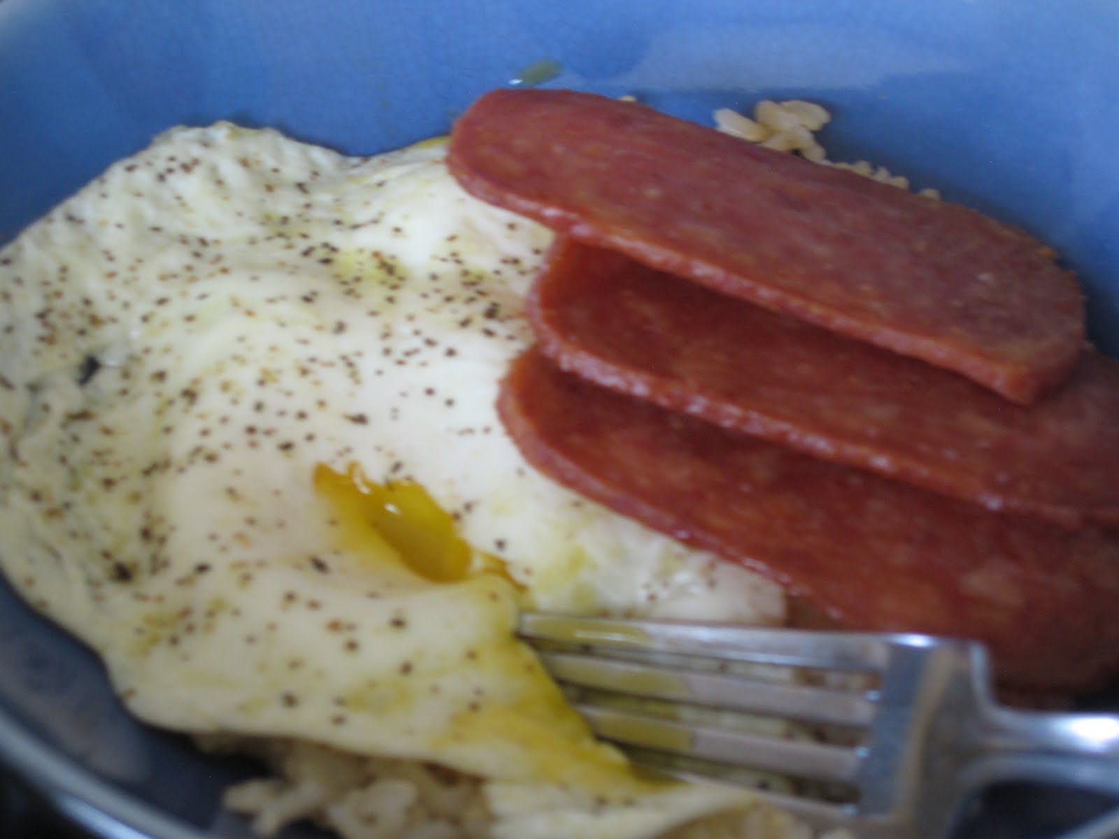 Green Girl Goodies: A Guide to Happy Healthy Eats: Spam, Rice, & Eggs