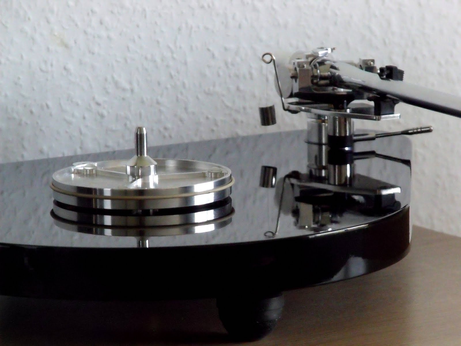 Enjoy life with LP's and Turntables Enjoy life with DIY turntables.....