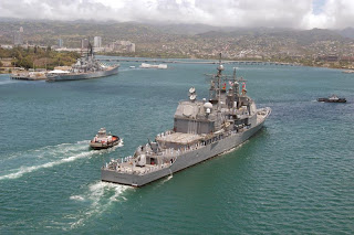 800px-USS_Vincennes_at_Pearl_Harbor.JPG