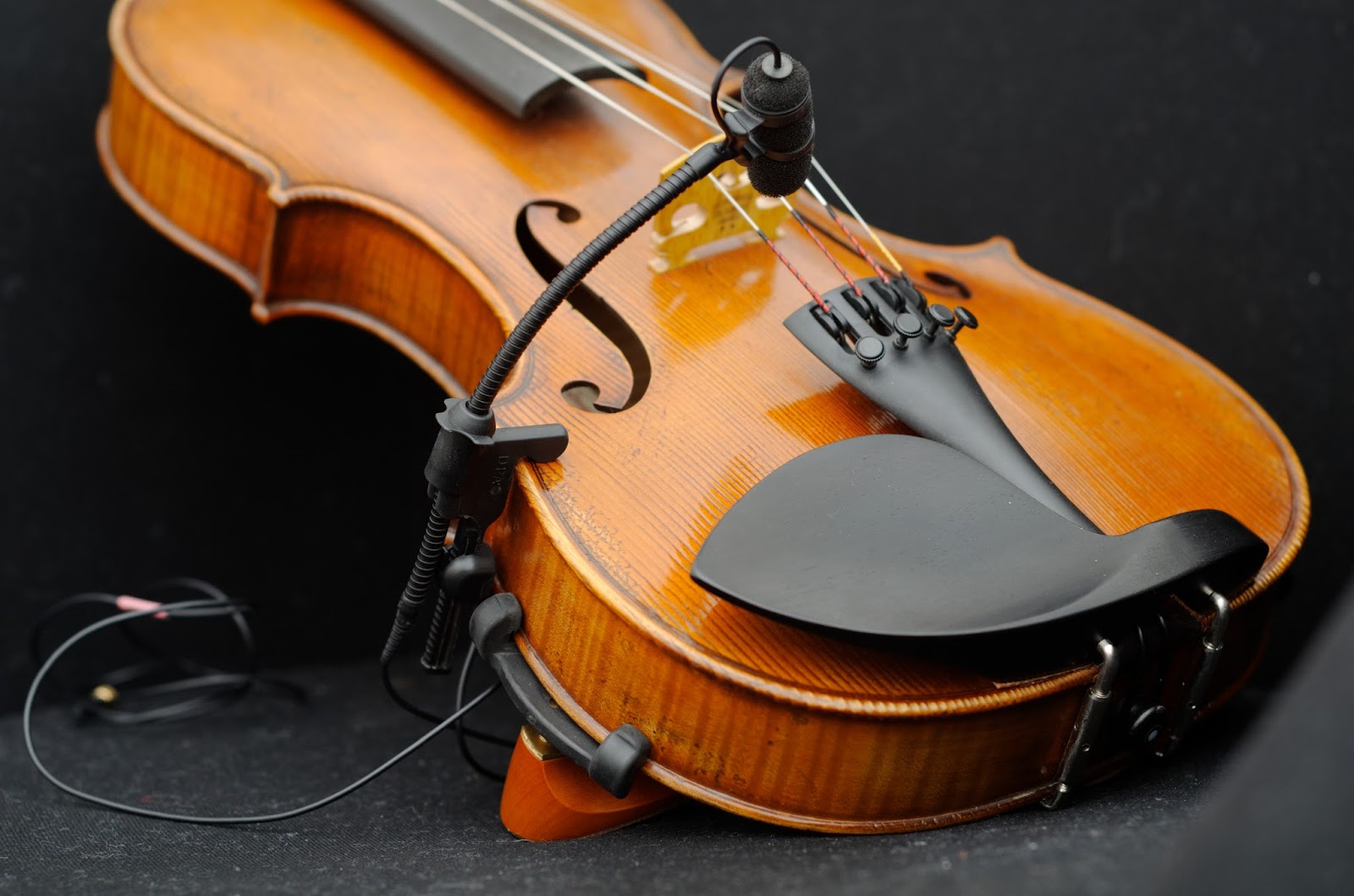 The Jansberg Blog Microphone vs. pickup for fiddle