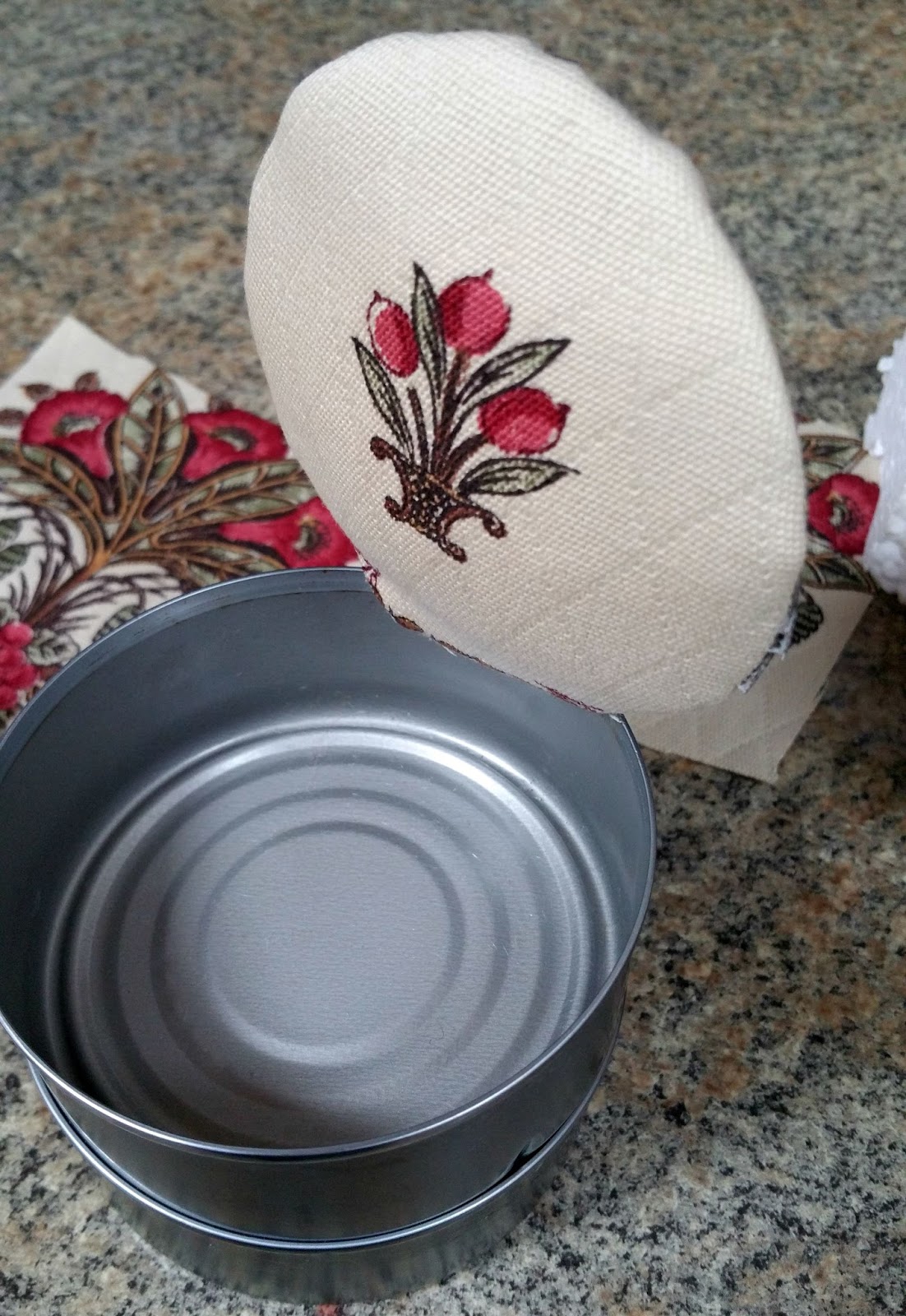 Pin Cushions from Tuna Cans Redo It Yourself Inspirations Pin Cushions from Tuna Cans