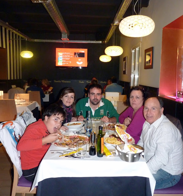 La Mafia se sienta en la mesa La Mafia se sienta en la mesa