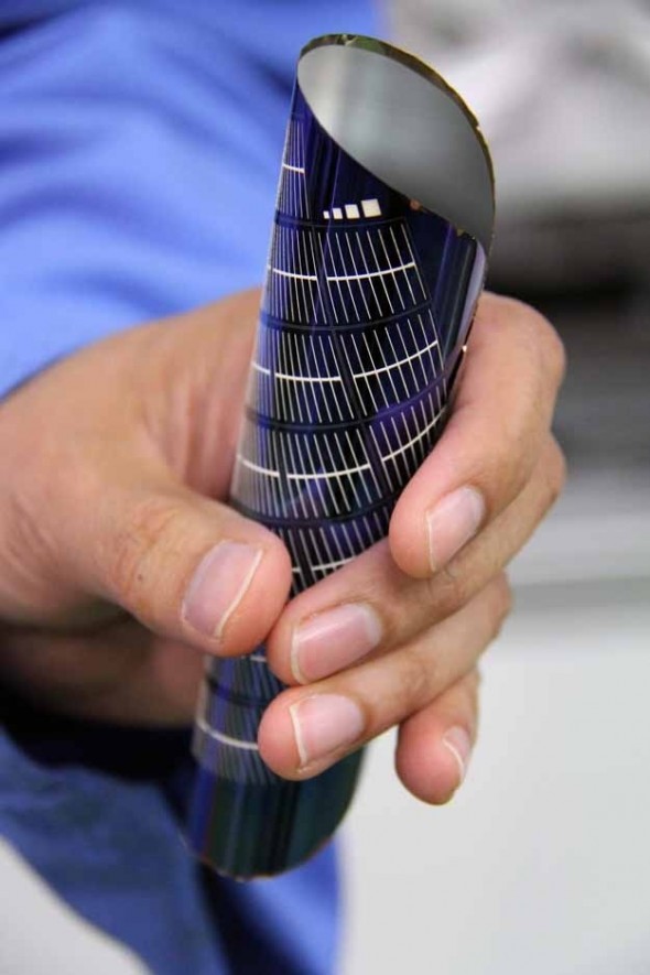 Flexible, Inexpensive Solar Panels Challenge Fossil Fuel - 27 Science Fictions That Became Science Facts in 2012