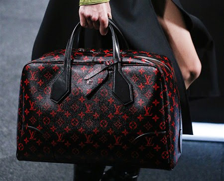 desain tas louis vuitton terbaru 2017/2018 hasil rancangan Nicolas Ghesquiere desain tas louis vuitton terbaru 2017/2018 hasil rancangan Nicolas Ghesquiere