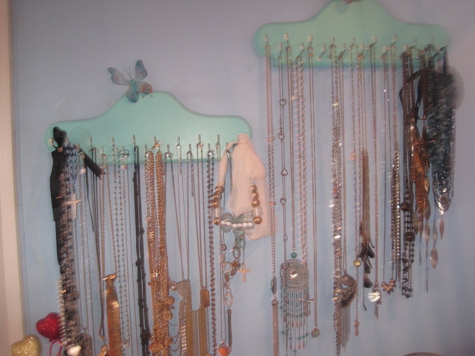 DIY necklace rack Diy necklace rack, Necklace rack, Diy necklace