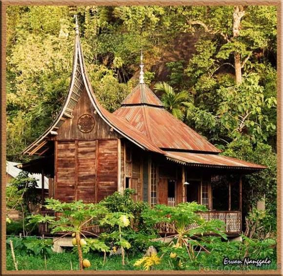 Surau_Bagonjong.jpg