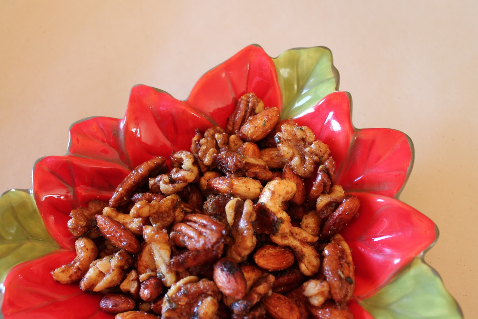 Savory Moments Sweet and spiced glazed mixed nuts