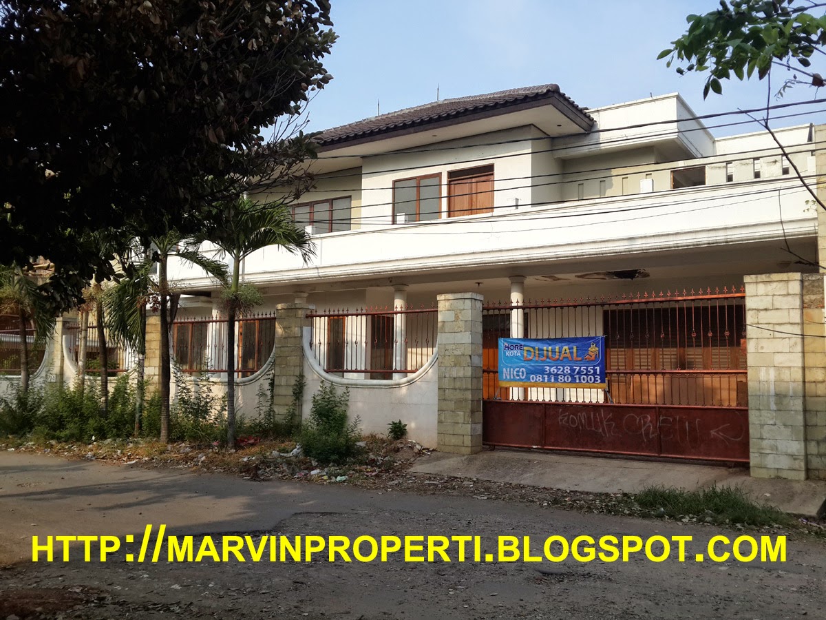 Jual rumah di Sunter Mas blok P Jakarta Utara Desember 2014 tampak samping Rumah Dijual Sunter Mas luas lega Sunter Jakarta Utara tampak samping Desember 2014