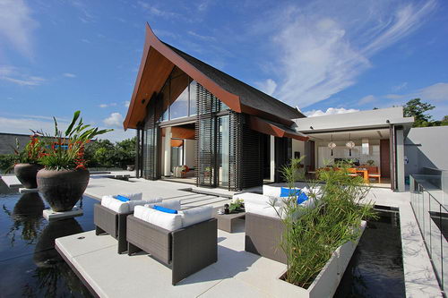 Foto Desain Exterior villa Padma