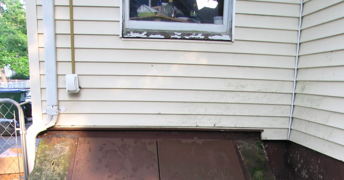 House out of Focus Basement bulkhead