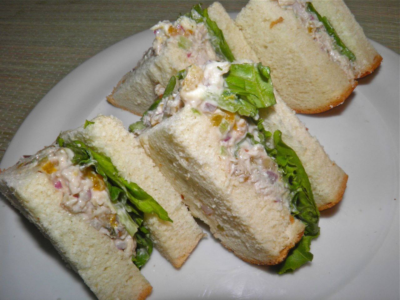 Docaitta Lifestyle Recipe Apricot, Blue Cheese & Chicken Sandwiches