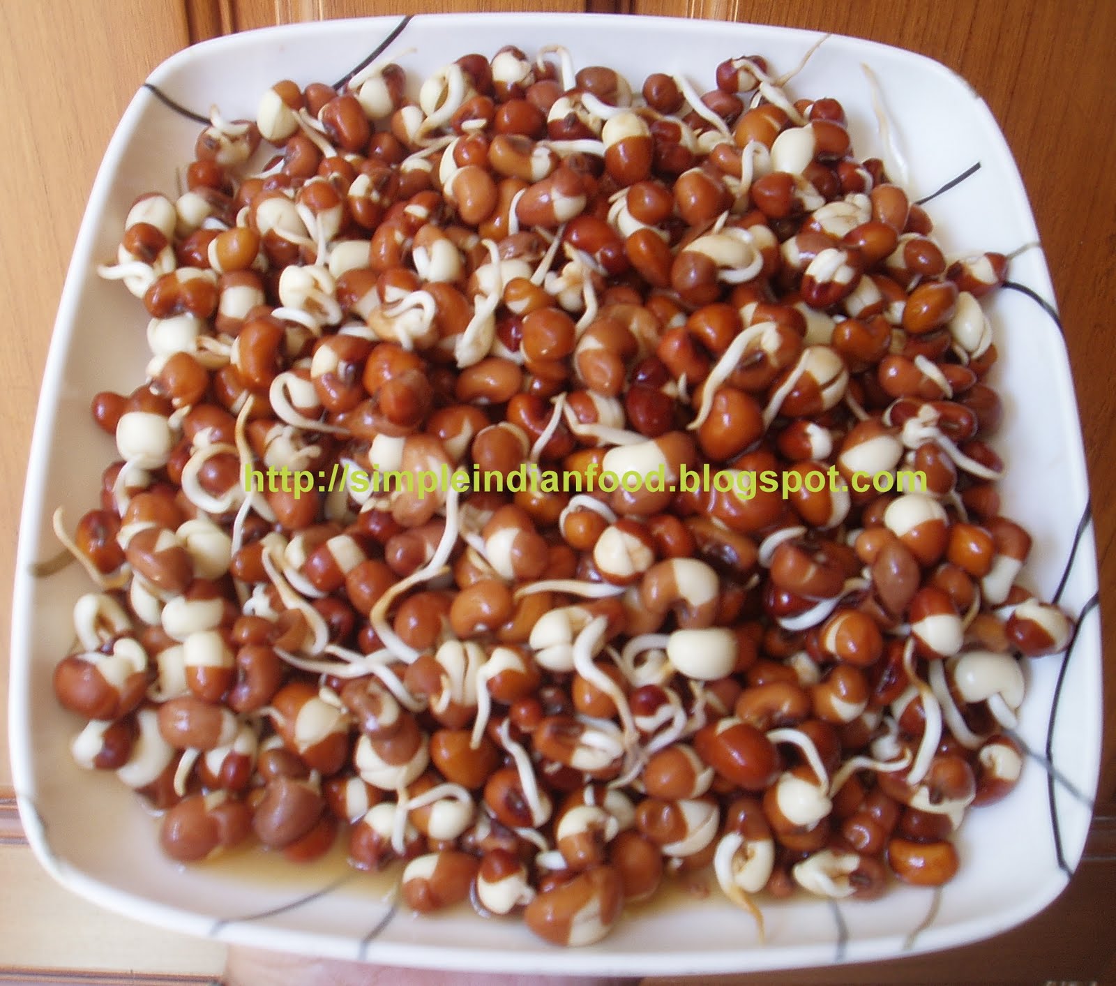 Simple Indian Food- An Easy Cooking Blog: Sprouted Brown black eyed pea