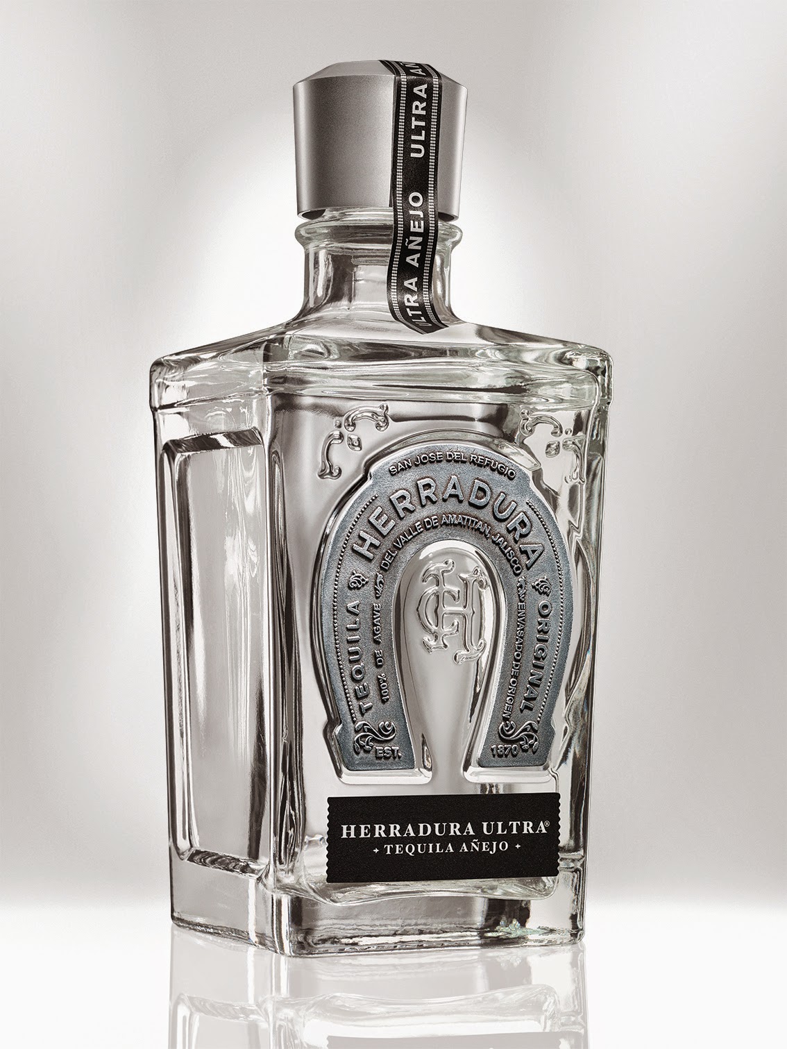 TODOCULTURA Se presenta Herradura ULTRA, un Tequila que va más allá de la suavidad.