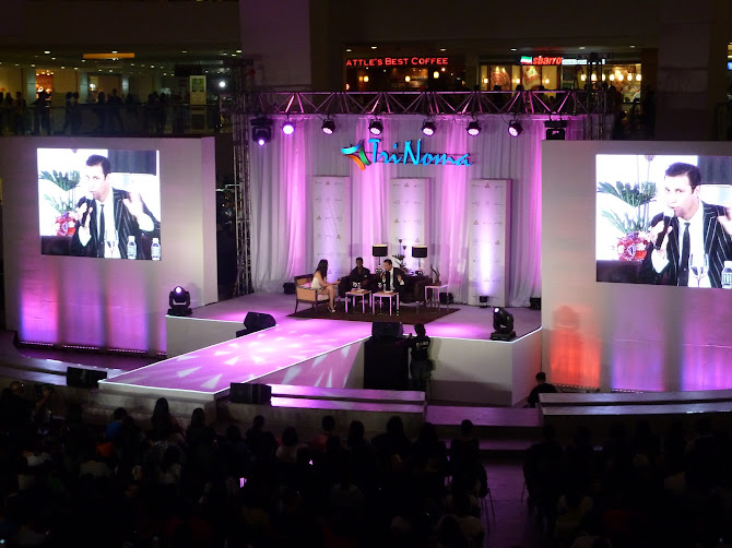 Ms. J and Nigel Barker at Trinoma Ms. J and Nigel Barker at Trinoma