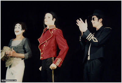 Michael Jackson em Visita ao Museu Grevin na França Michael+jackson+grevin+%285%29