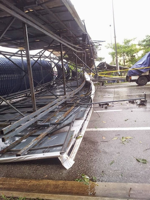 Kejadian Runtuhan Jejantas Pejalan Kaki Di Lebuhraya Pasir Gudang Runtuh, (GAMBAR) Jejantas Lebuhraya Pasir Gudang Runtuh, Jejantas Pejalan Kaki Runtuh, Runtuhan Jejantas Di Johor, Kejadian Runtuhan Jejantas