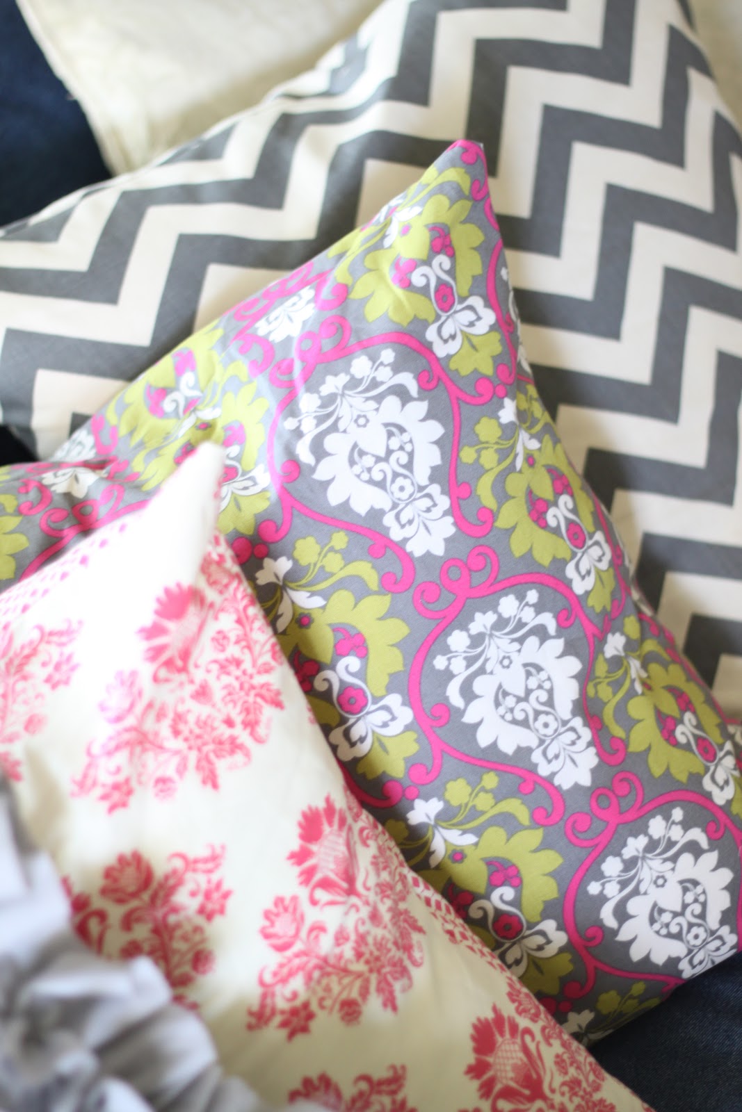 do it yourself divas DIY Throw Pillows for My Denim Couch Updated