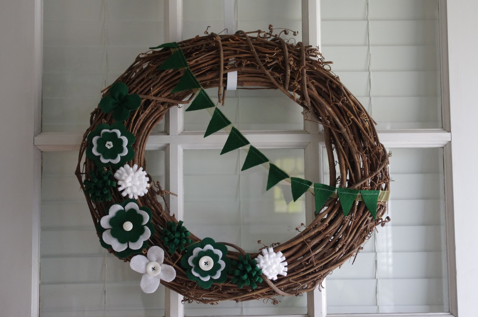 Making a Living: Make: St. Patrick's Day Wreath