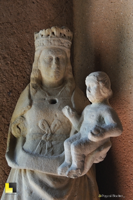 Vierge à l'enfant Carcassonne Vierge à l'enfant Carcassonne photo au delà du cliché
