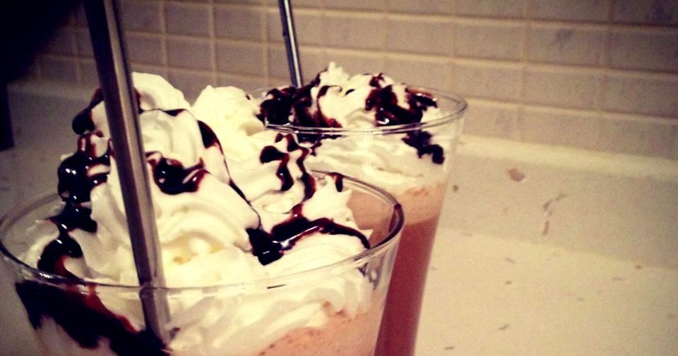 Sihirli Parmaklar Ev Yapımı Frappuccino