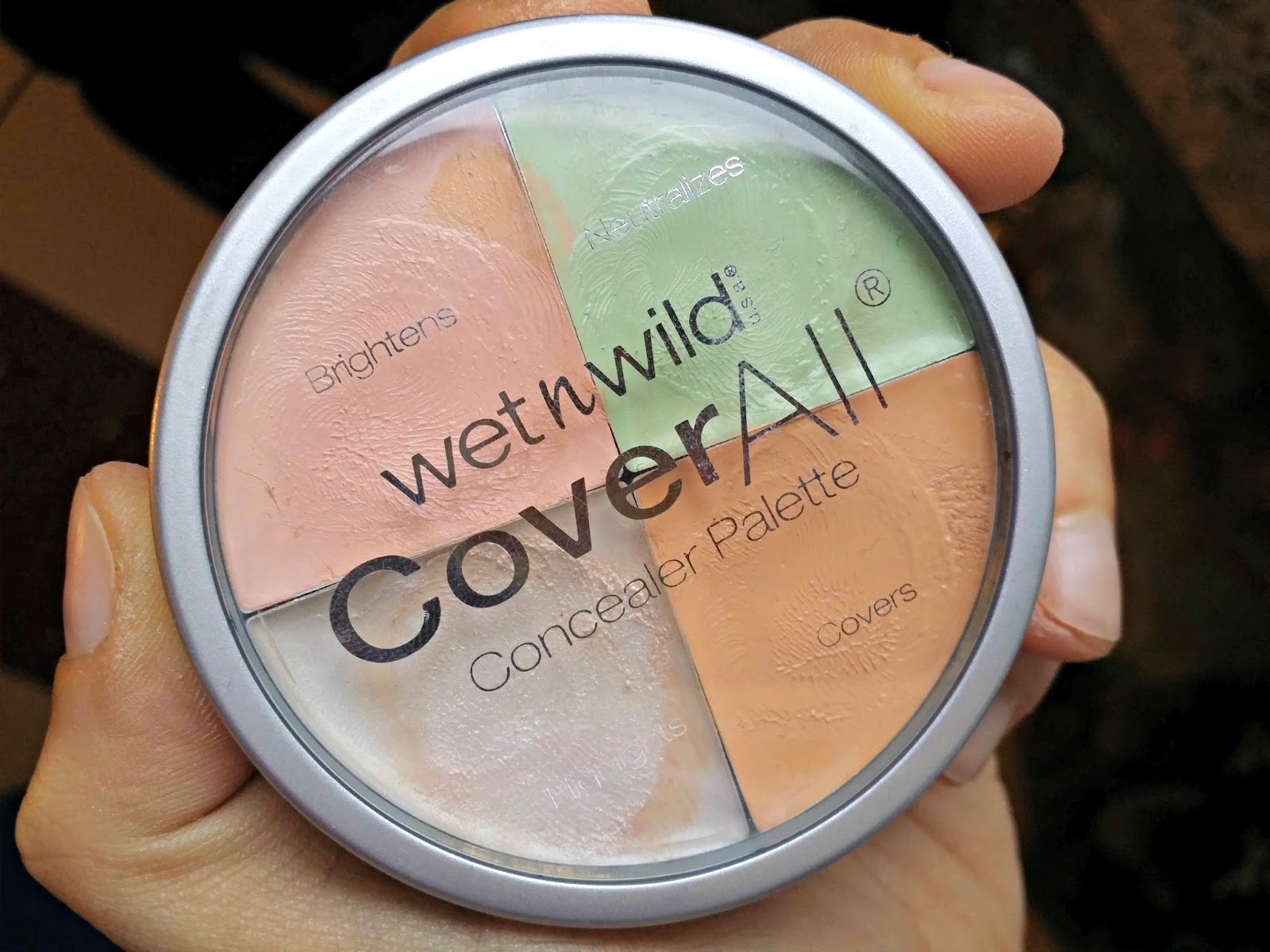 BeautyTude Wet n Wild CoverAll Concealer Palette kit di correttori