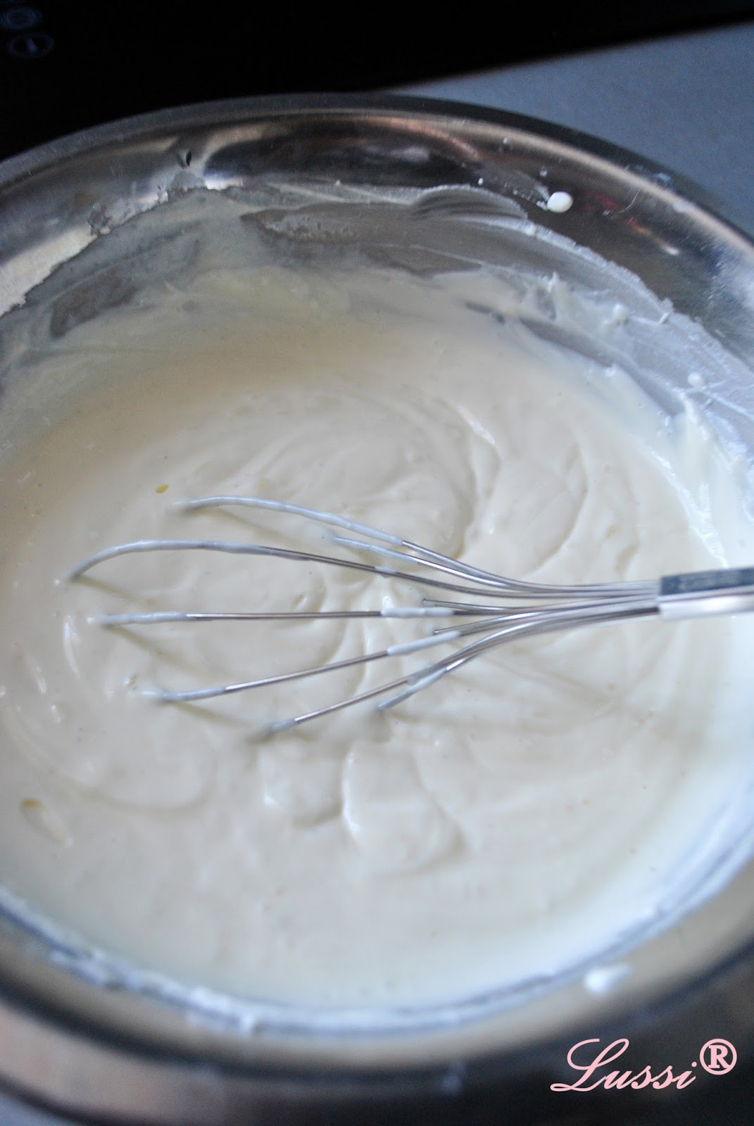 Lussi`s World of Artcraft Лесна торта с шоколадови топчета / Chocolate