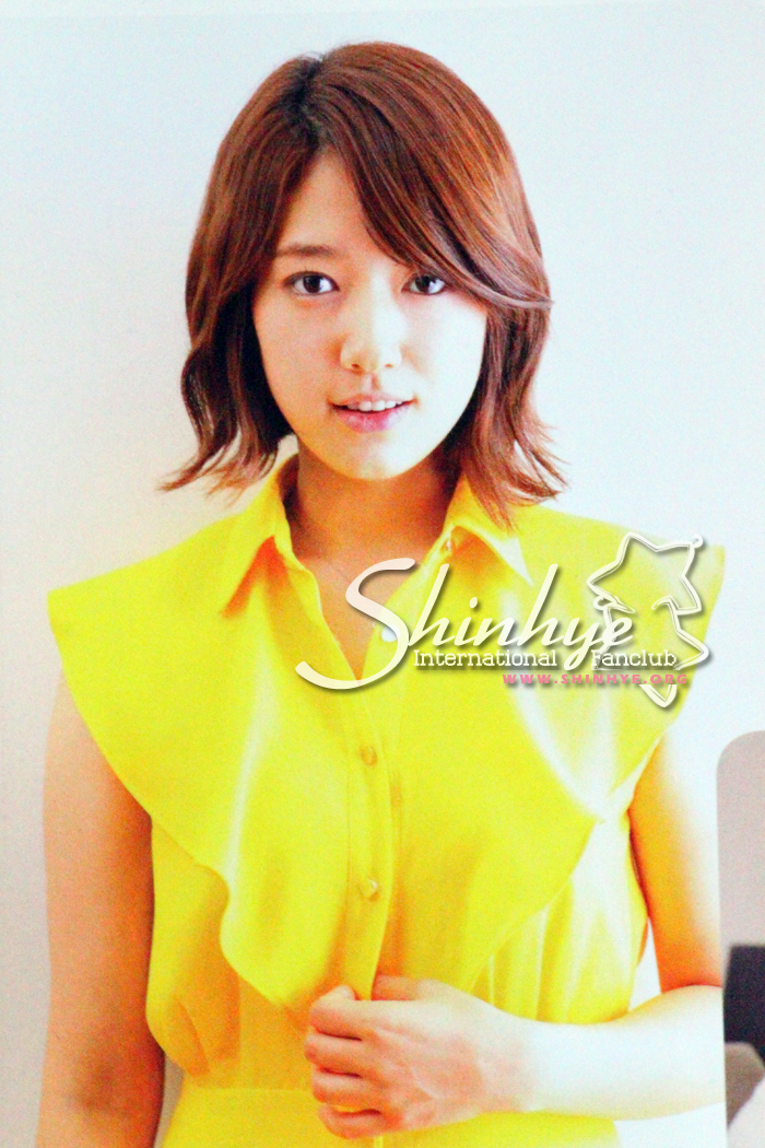 Park Shin Hye International Fanclub 박신혜 국제 팬클럽 Magazine