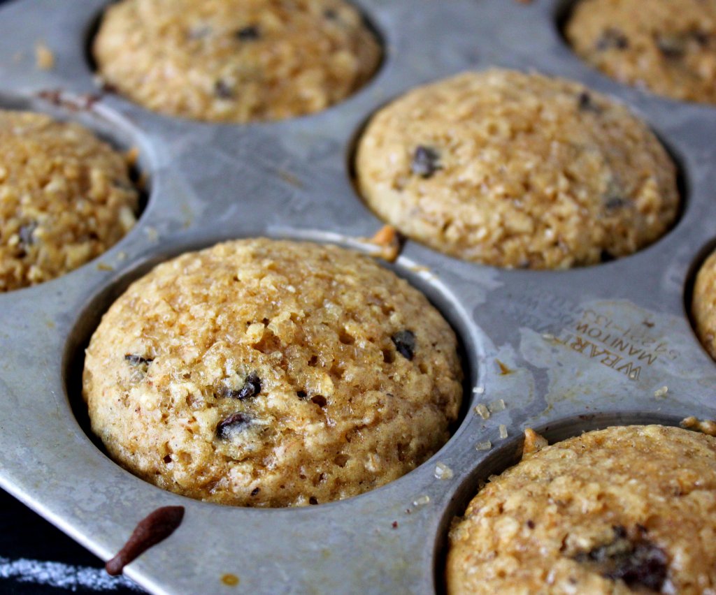 The Best Blog Recipes {Guest Post} Oatmeal Chocolate Chip Cookie Muffins