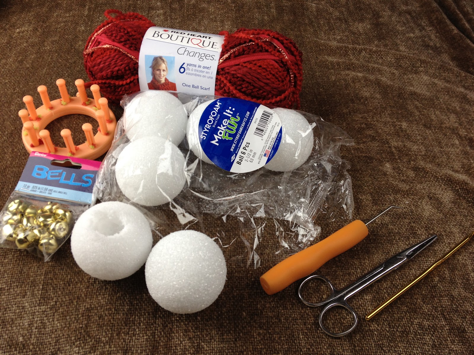 GoodKnit Kisses Loom Knit Decorative Ball or Ornament for the Holiday