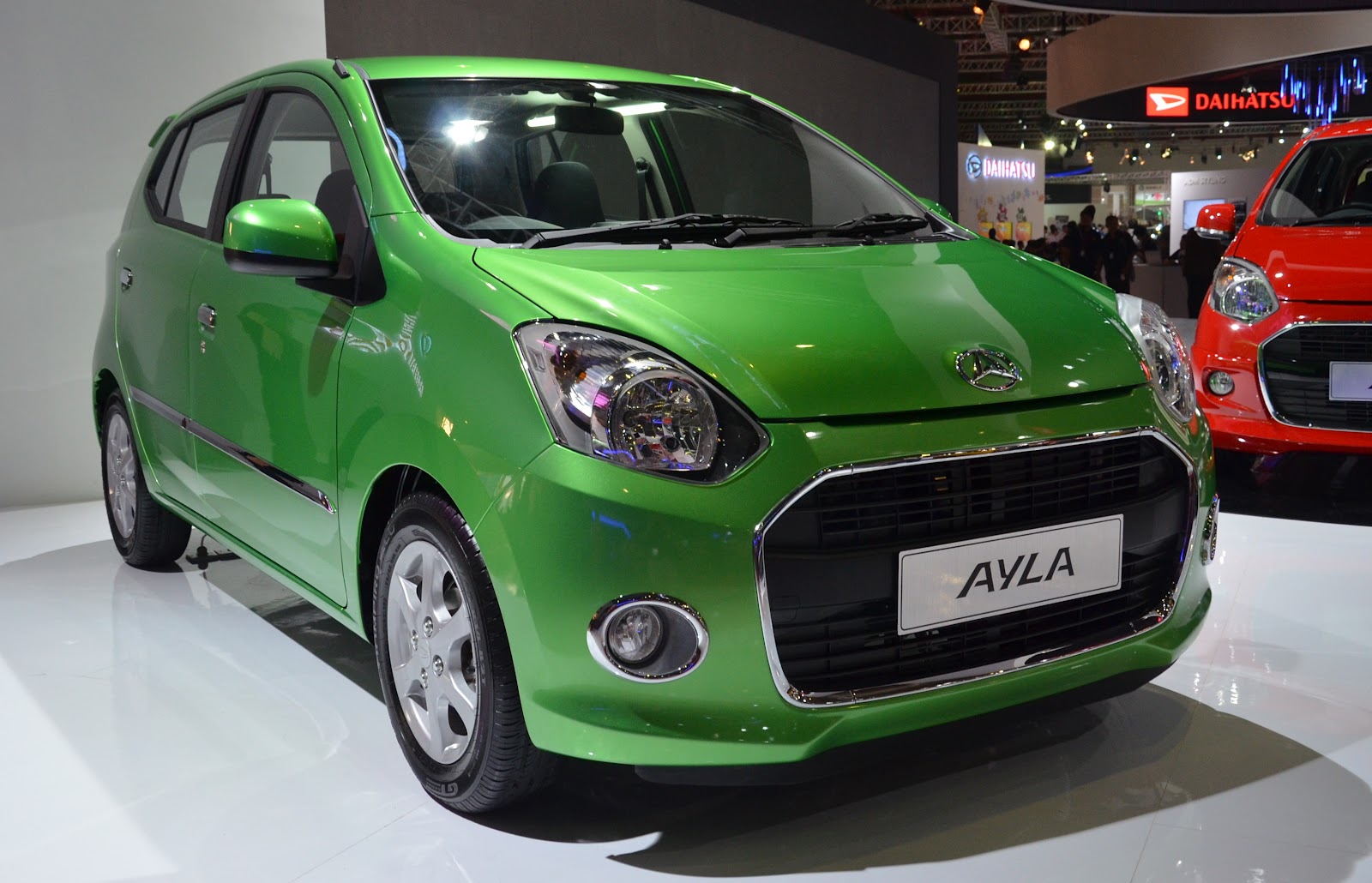 Daihatsu Ayla Terbaru Gambar Mobil Daihatsu Ayla Terbaru