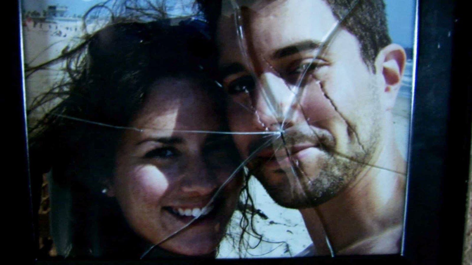 PARANORMAL ACTIVITY 5 THE GHOST DIMENSION (2015) HORROR, Shaky