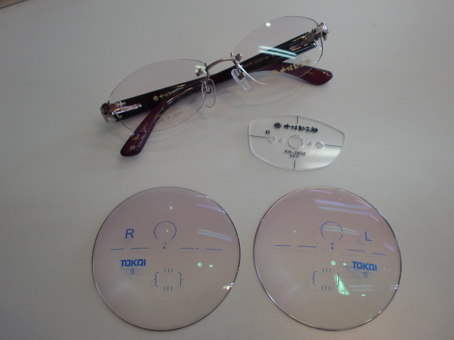 縁無しフレームの作り方 その フチナシメガネが出来るまで メガネのなかむら