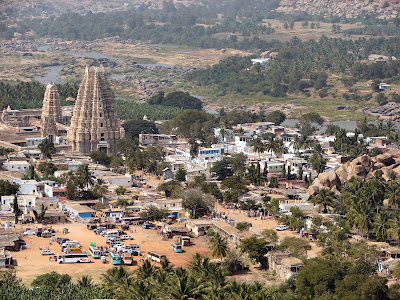 (India) – Hampi Village – The City of Ruins