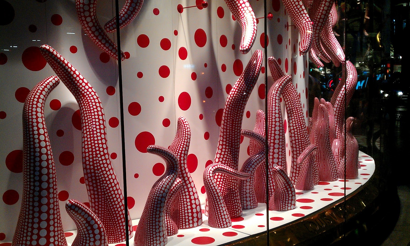 Louis Vuitton Window Display in Macy's- BW, Shot looking do…