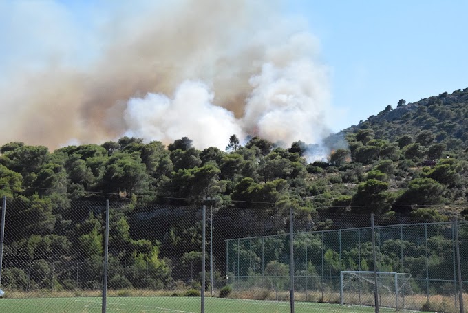 Mεγάλη φωτιά στο Πανόραμα