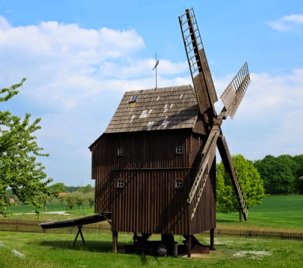 Uber 2700 Besucher Bei Der Walpurgisnacht In Hobrechtsfelde