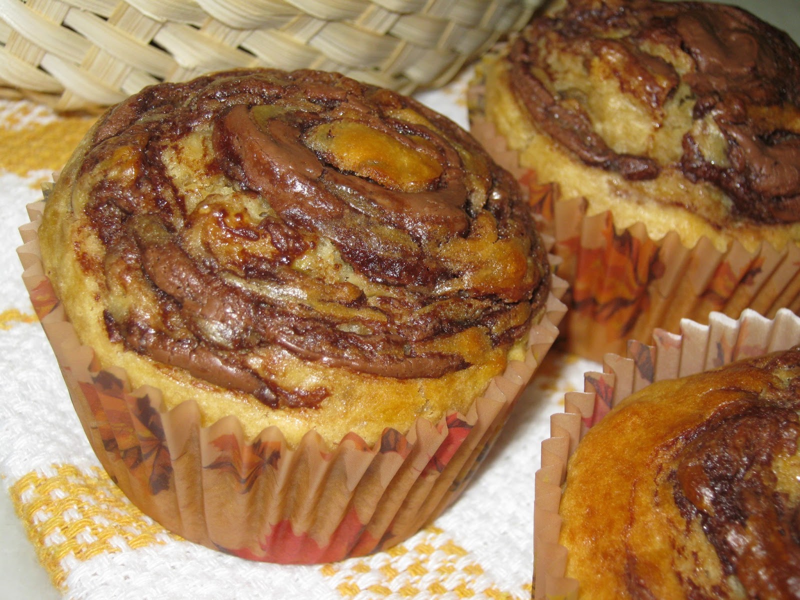 Phong Hong Bakes and Cooks! Nutella Banana Muffins
