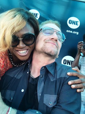 Photos Waje meets Bono of U2