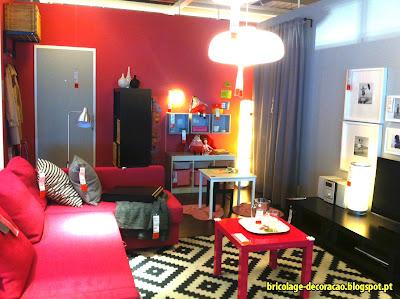 Sala do Ikea em Rosa com Espaço para Crianças