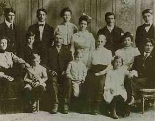 cottage rainbow thirteen 1900 youngest grandfather born children he