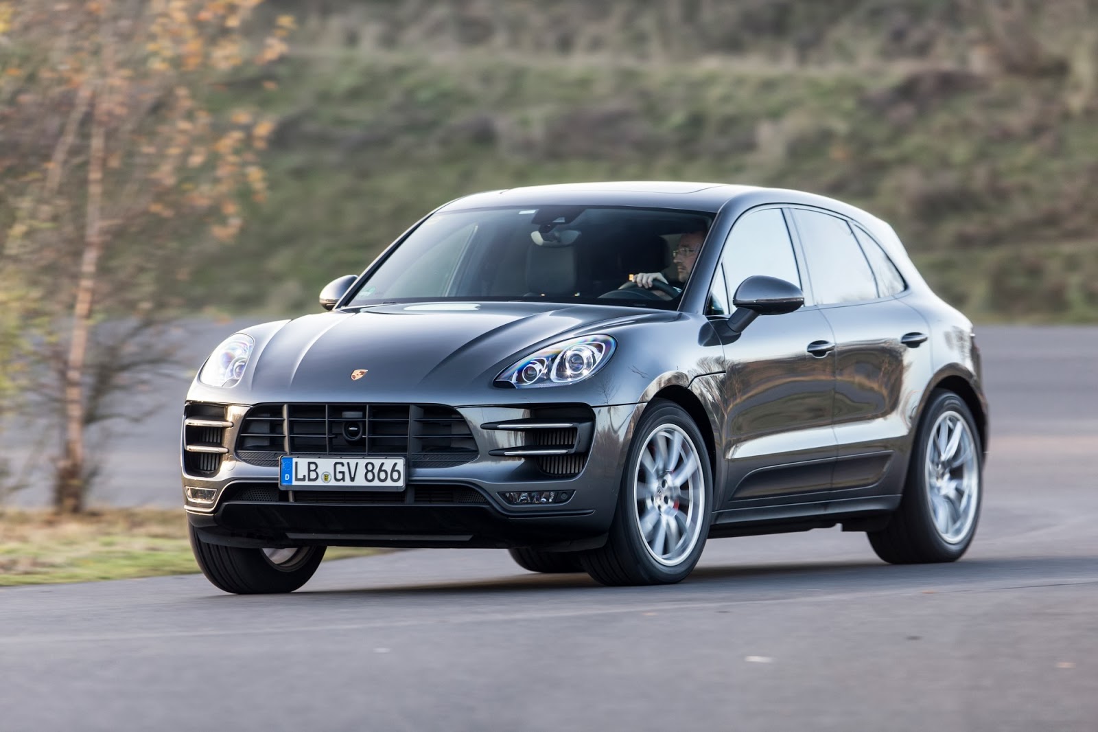 Porsche Macan Photo 169 automotiveblogz 2014 porsche macan photos Porsche Macan Photo 169 automotiveblogz 2014 porsche macan photos