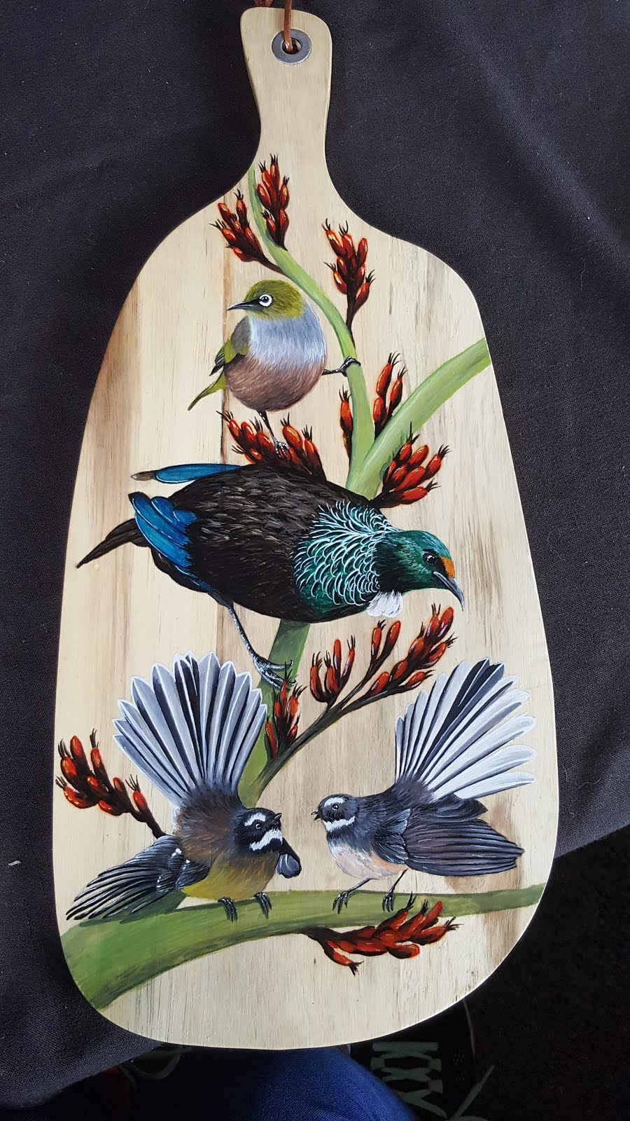 NZ Birds Serving Board